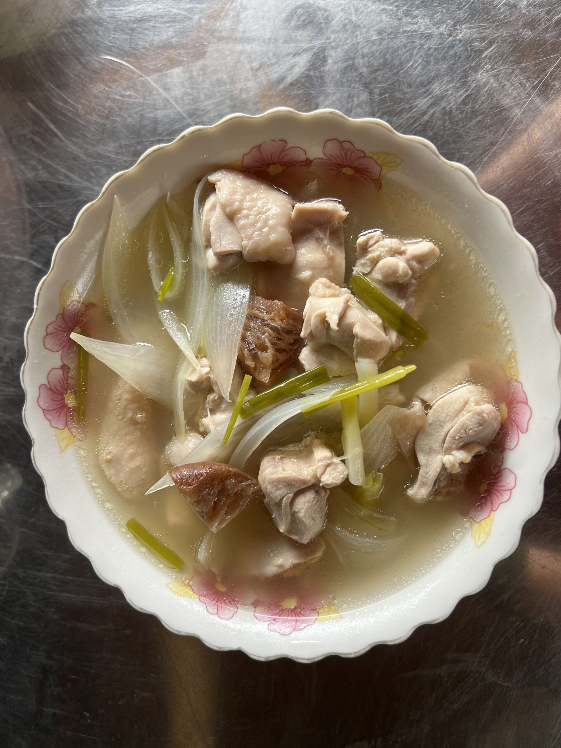 The sour lime soup with chicken